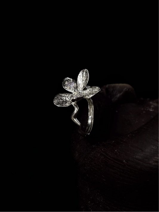 Fireflies — Endless Blossom Ring