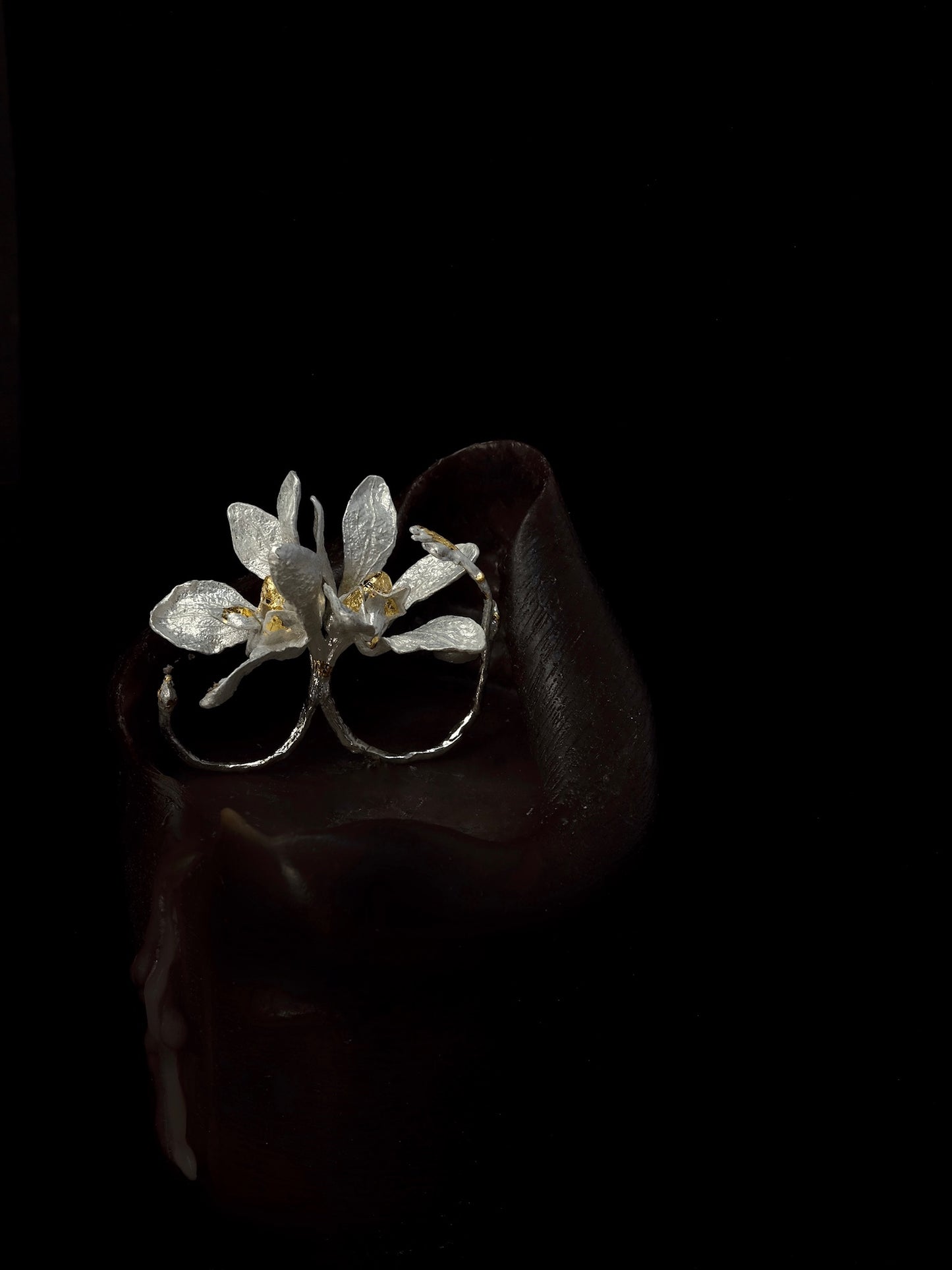 Fireflies — Vanda Double Flower Ring