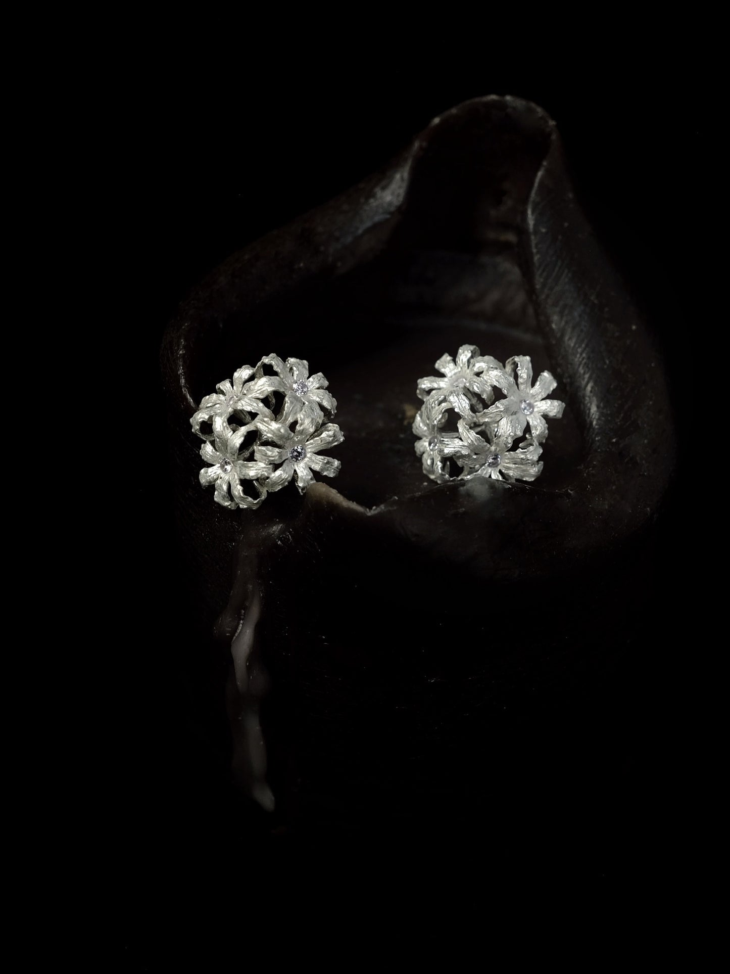 Fireflies—Manjusaka Earrings 925 Silver